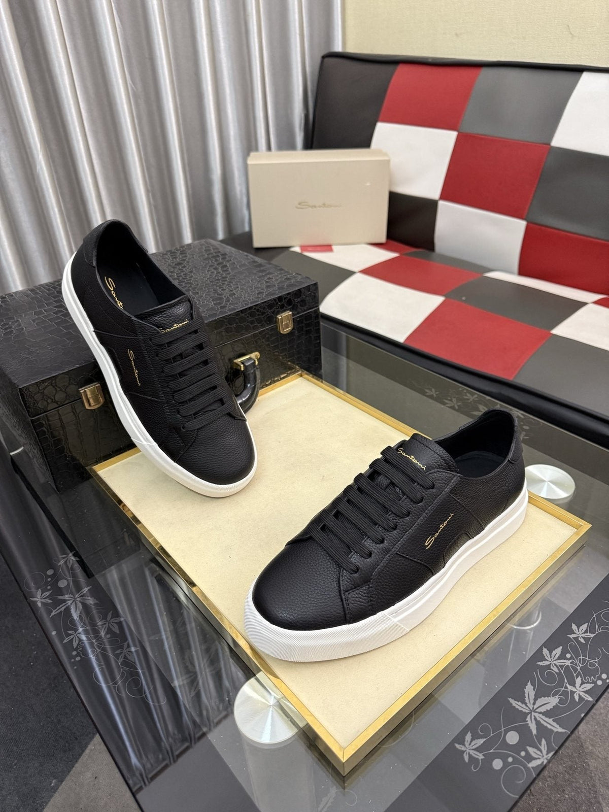 Santoni Textured Low-Top Sneakers — front