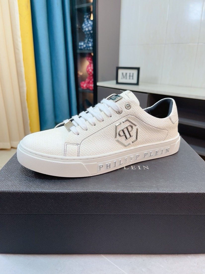 PHILIPP PLEIN Textured Low-Top Sneakers — front