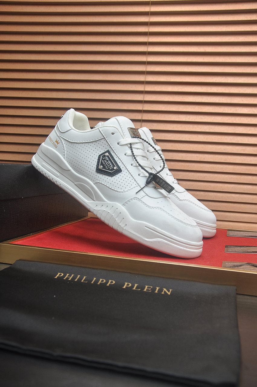Philipp Plein Paneled Low-Top Sneakers — front
