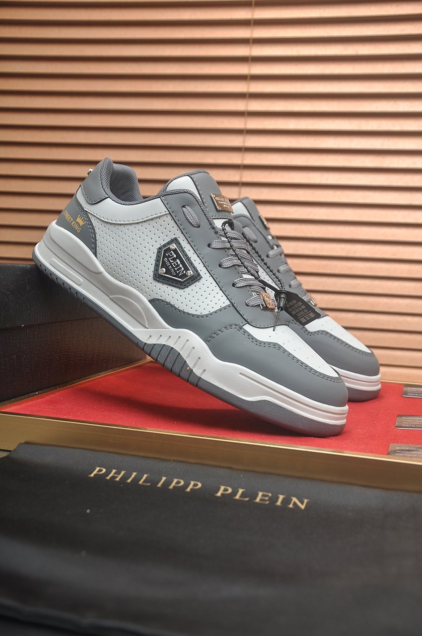 Philipp Plein Paneled Low-Top Sneakers — front