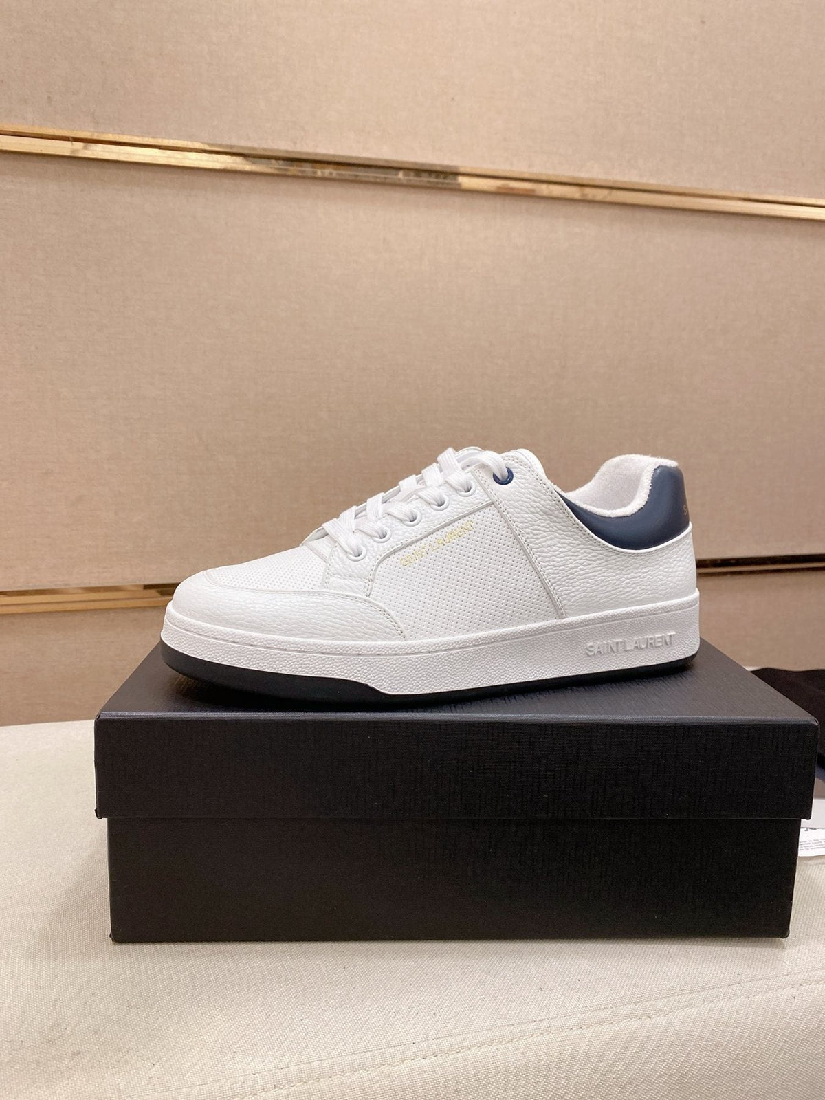 Saint Laurent Dark Green and White Low-Top Sneakers — front