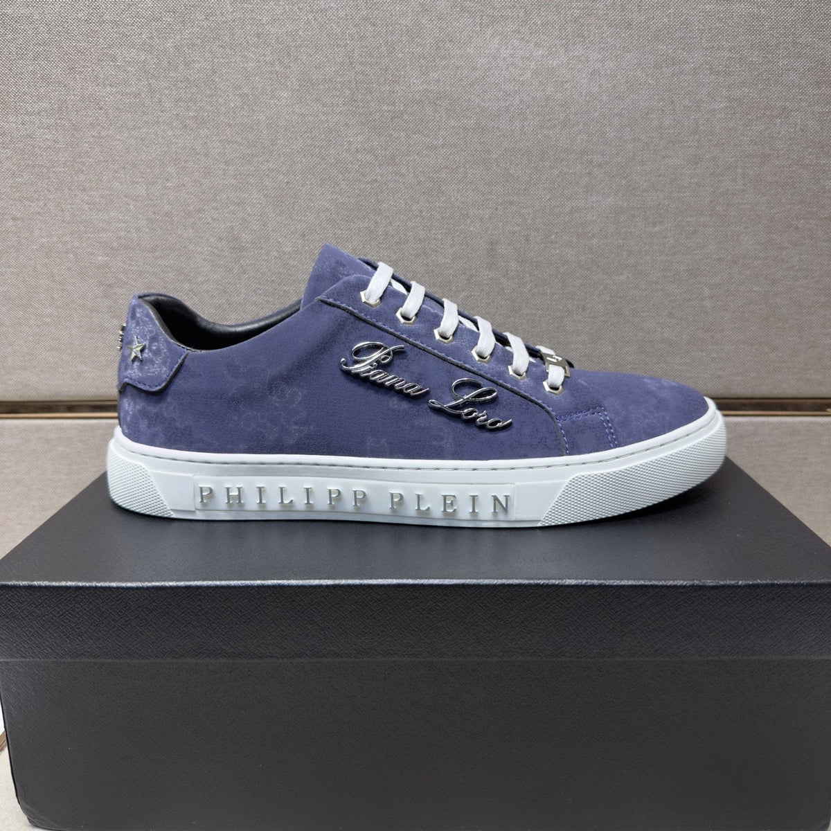 Philipp Plein Script Detail Low-Top Sneakers — front