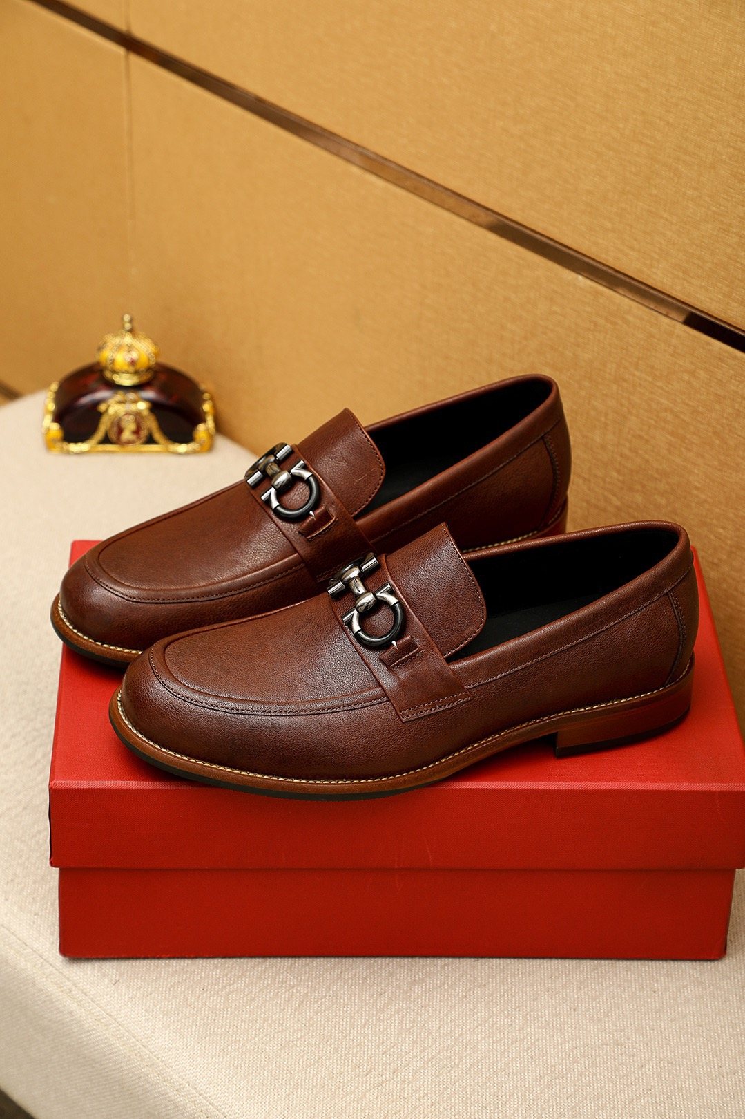 微商相册测试鞋子-Salvatore Ferragamo Men's Leather Bit Loafers — front