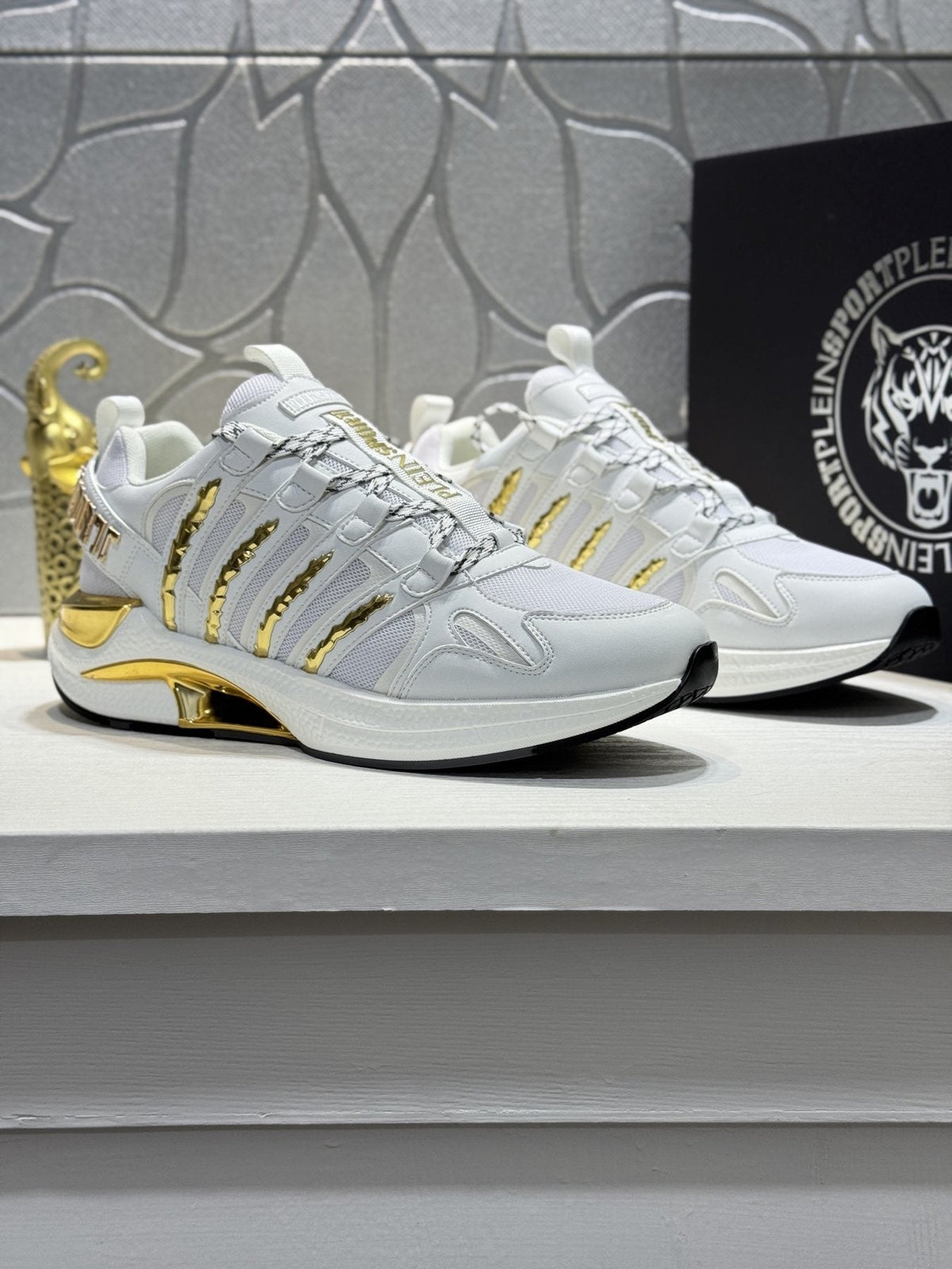 Philipp Plein Mesh Panel Low-Top Sneakers — front